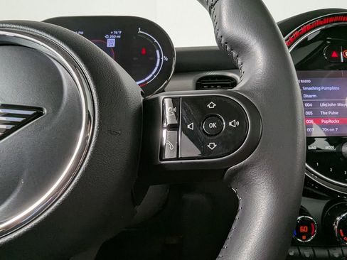 Used 2022 MINI Cooper 4-Door Hardtop FWD image 31