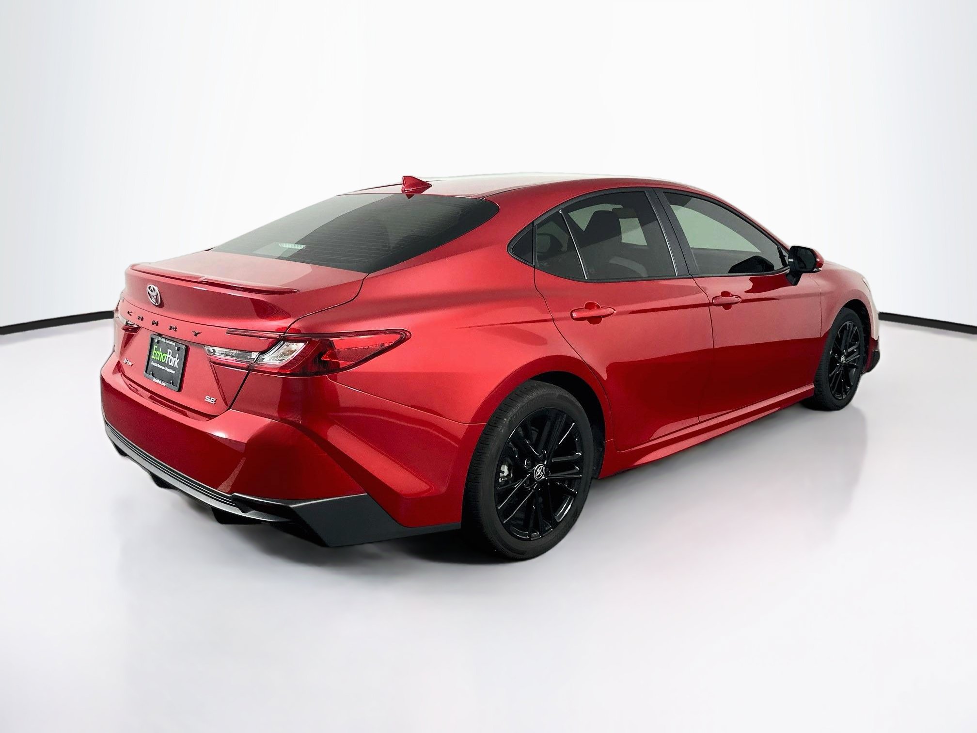 Used 2026 Toyota Camry SE w/ Convenience Package FWD image 9