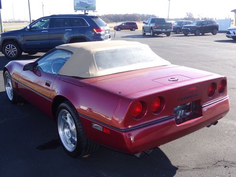 Used 1990 Chevrolet Corvette Convertible image 3