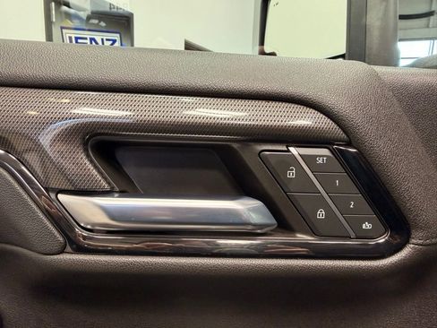 Used 2024 GMC Sierra 2500 AT4 w/ AT4 Premium Plus Package image 26