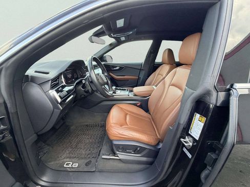 Used 2019 Audi Q8 Premium Plus w/ Premium Plus AWD/4WD image 16