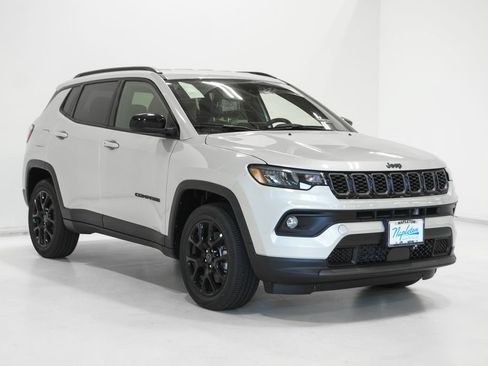 New 2026 Jeep Compass Latitude AWD/4WD image 6