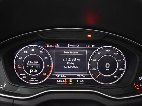 Used 2018 Audi Q5 Prestige w/ Prestige Package image 31