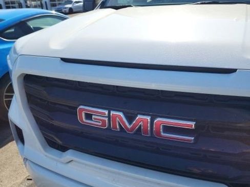 Used 2021 GMC Sierra 1500 Elevation w/ Preferred Package image 3