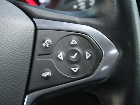 Used 2023 Chevrolet Traverse Premier image 17