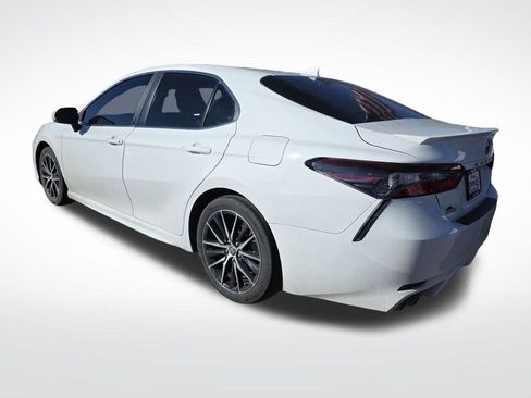 Used 2024 Toyota Camry SE w/ Audio Upgrade Package image 7