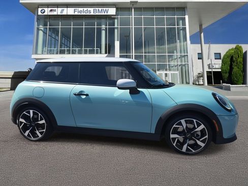 Used 2025 MINI Cooper S image 1