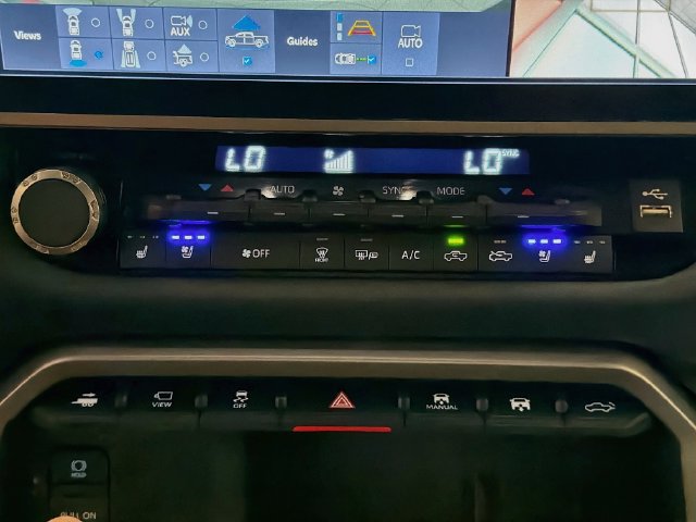 Certified 2025 Toyota Tundra Limited AWD/4WD image 13
