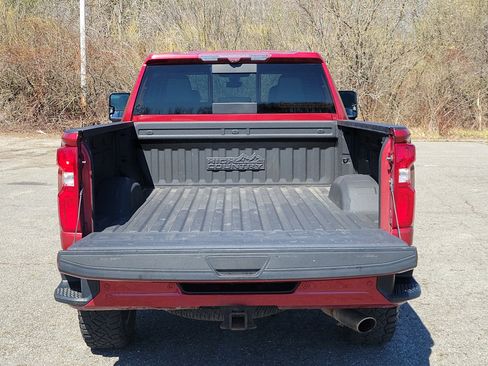 Used 2020 Chevrolet Silverado 2500 High Country w/ Technology Package AWD/4WD image 17