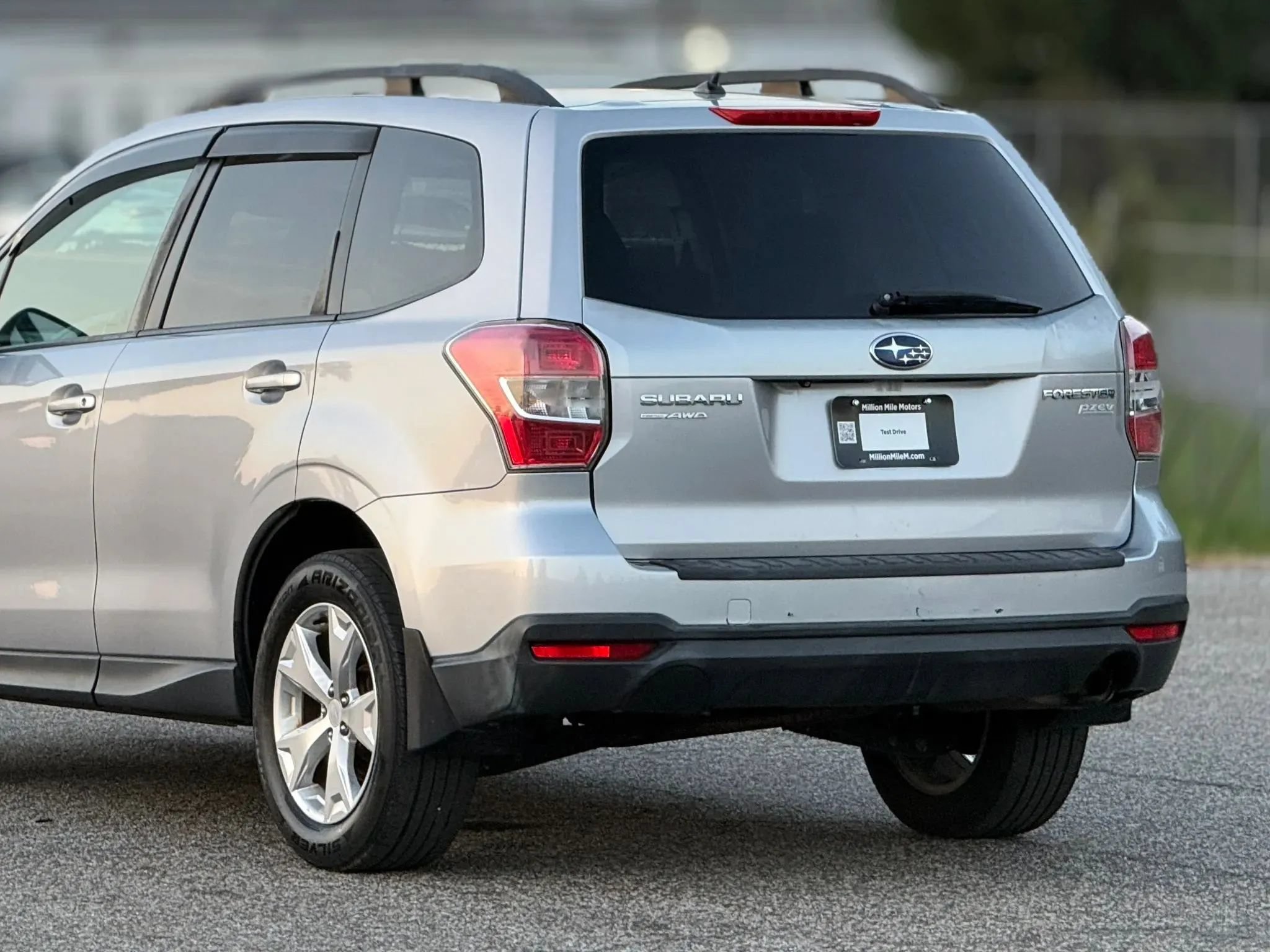 Used 2014 Subaru Forester 2.5i Premium w/ Popular Package #2 AWD/4WD image 16