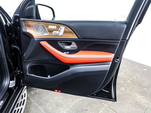 Used 2024 Mercedes-Benz GLE 63 AMG S image 25