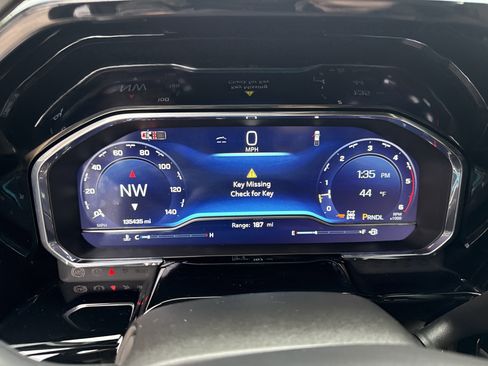 Used 2024 Chevrolet Silverado 2500 High Country w/ Technology Package image 30