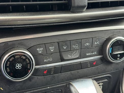 Used 2018 Ford EcoSport SE FWD image 10