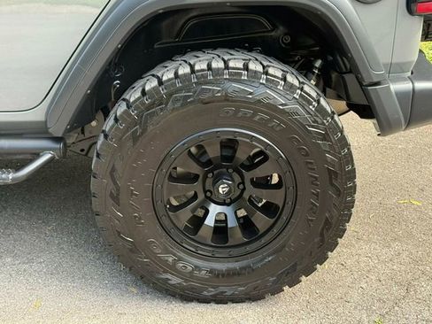 Used 2019 Jeep Wrangler Unlimited Rubicon AWD/4WD image 35