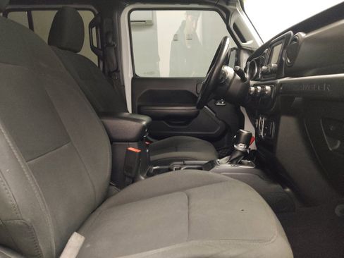 Used 2020 Jeep Wrangler Unlimited Sport S image 21