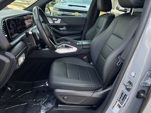 Used 2025 Mercedes-Benz GLE 450 4MATIC w/ AMG Line Exterior image 7