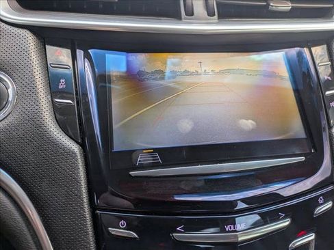 Used 2019 Cadillac XTS Luxury FWD image 13