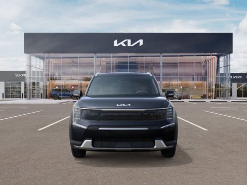 New 2026 Kia EV9 Wind AWD/4WD image 2