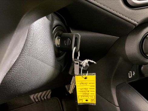 New 2025 Nissan Versa S w/ Trunk Package FWD image 32