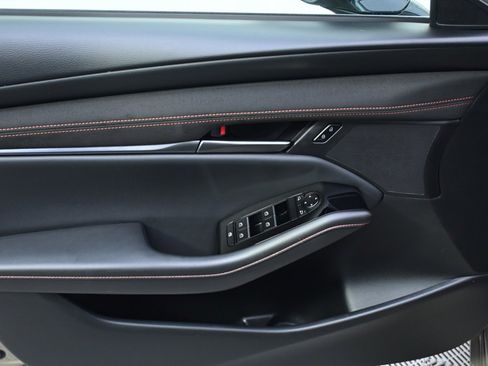 Certified 2025 MAZDA MAZDA3 Carbon image 22