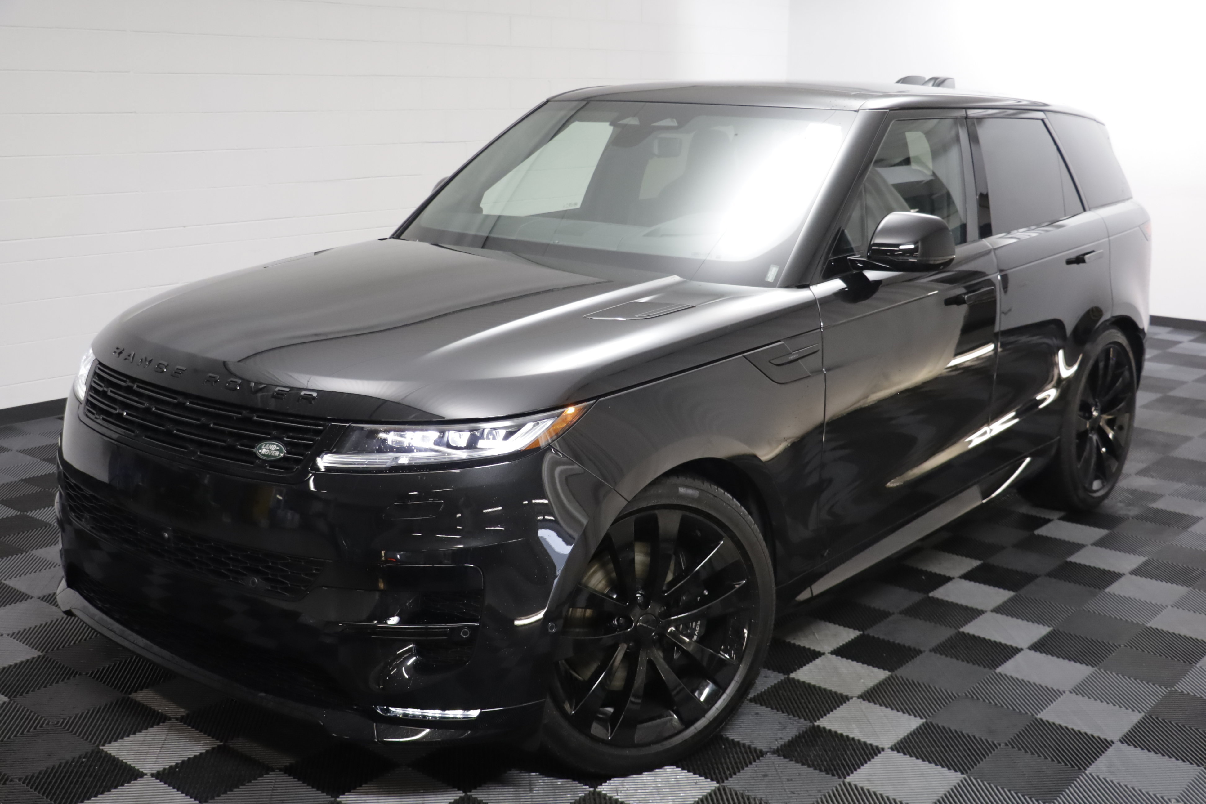 New 2027 Land Rover Range Rover Sport Twenty Edition AWD/4WD image 2
