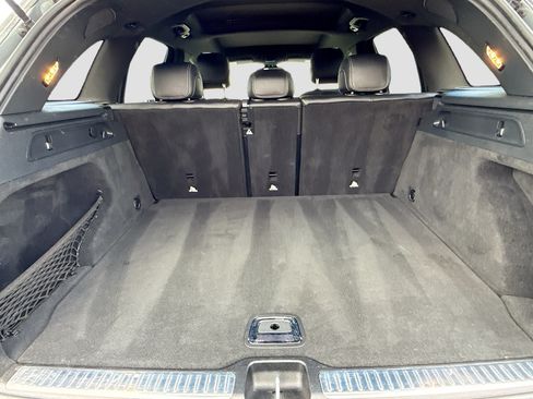 Used 2019 Mercedes-Benz GLC 300 image 11
