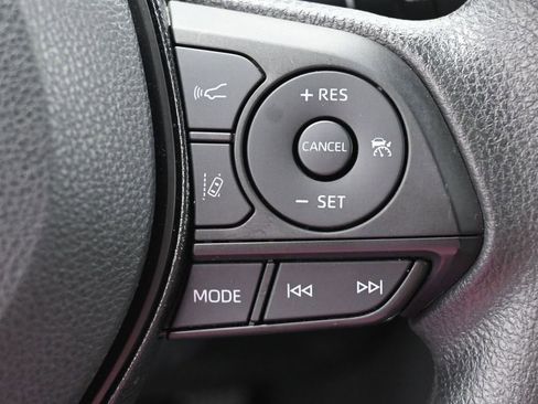 Used 2020 Toyota RAV4 XLE w/ Convenience Package AWD/4WD image 20
