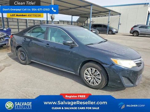 Used 2012 Toyota Camry LE image 5