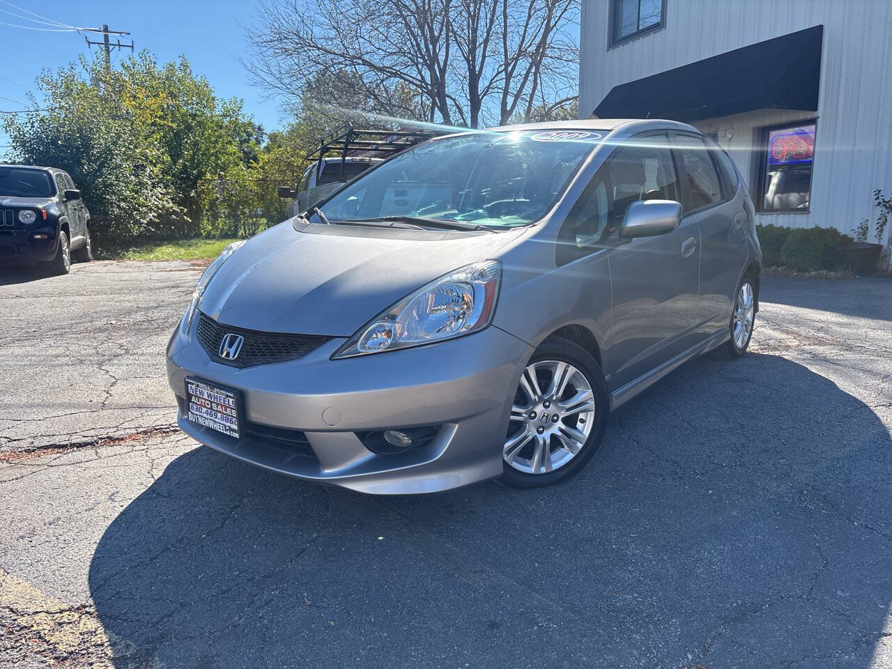Used 2009 Honda Fit Sport image 2