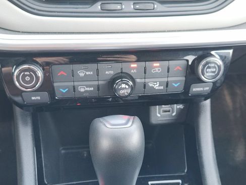 Used 2025 Jeep Compass Limited AWD/4WD image 22