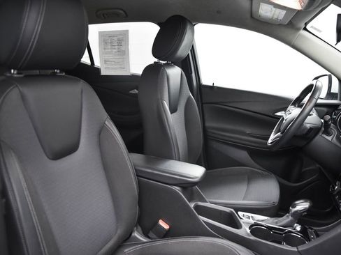 Used 2022 Buick Encore GX Select image 15