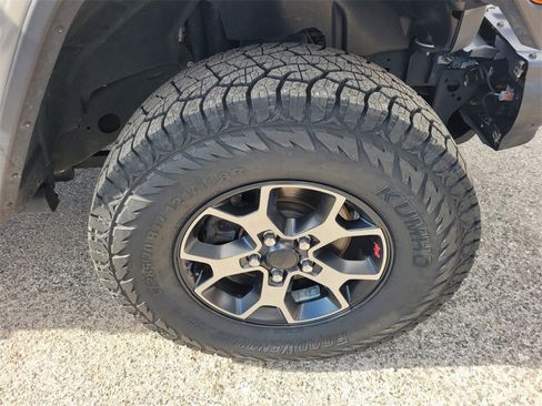 Used 2019 Jeep Wrangler Unlimited Rubicon image 19