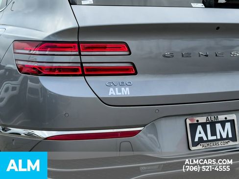 Used 2025 Genesis GV80 3.5T Prestige AWD/4WD image 6