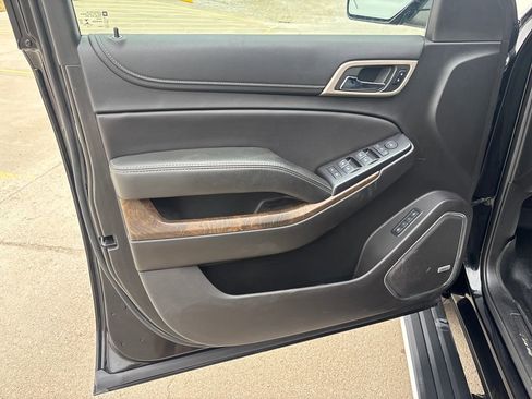 Used 2018 GMC Yukon Denali w/ Denali Ultimate Package image 12