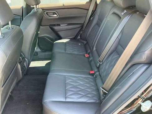 Used 2023 Nissan Rogue Platinum w/ Platinum Premium Package AWD/4WD image 10