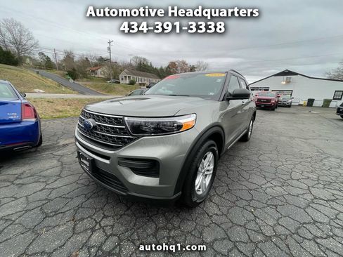 Used 2020 Ford Explorer XLT image 1