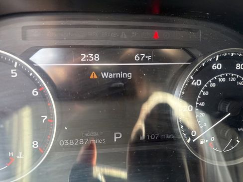 Used 2024 Mitsubishi Outlander SE AWD/4WD image 2
