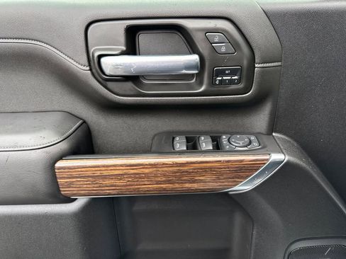 Used 2022 Chevrolet Silverado 3500 High Country image 17