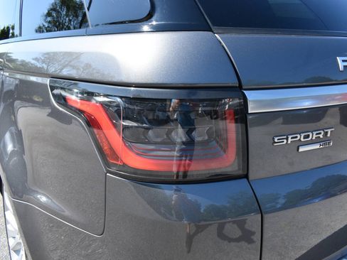 Used 2019 Land Rover Range Rover Sport HSE AWD/4WD image 43