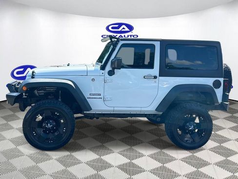 Used 2016 Jeep Wrangler Sport AWD/4WD image 8