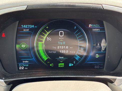 Used 2017 Chevrolet Volt LT w/ Comfort Package FWD image 19