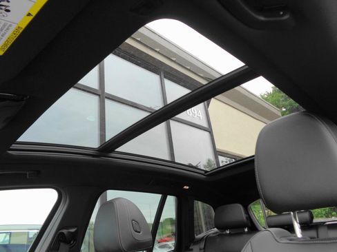 Used 2023 BMW X3 xDrive30i AWD/4WD image 14