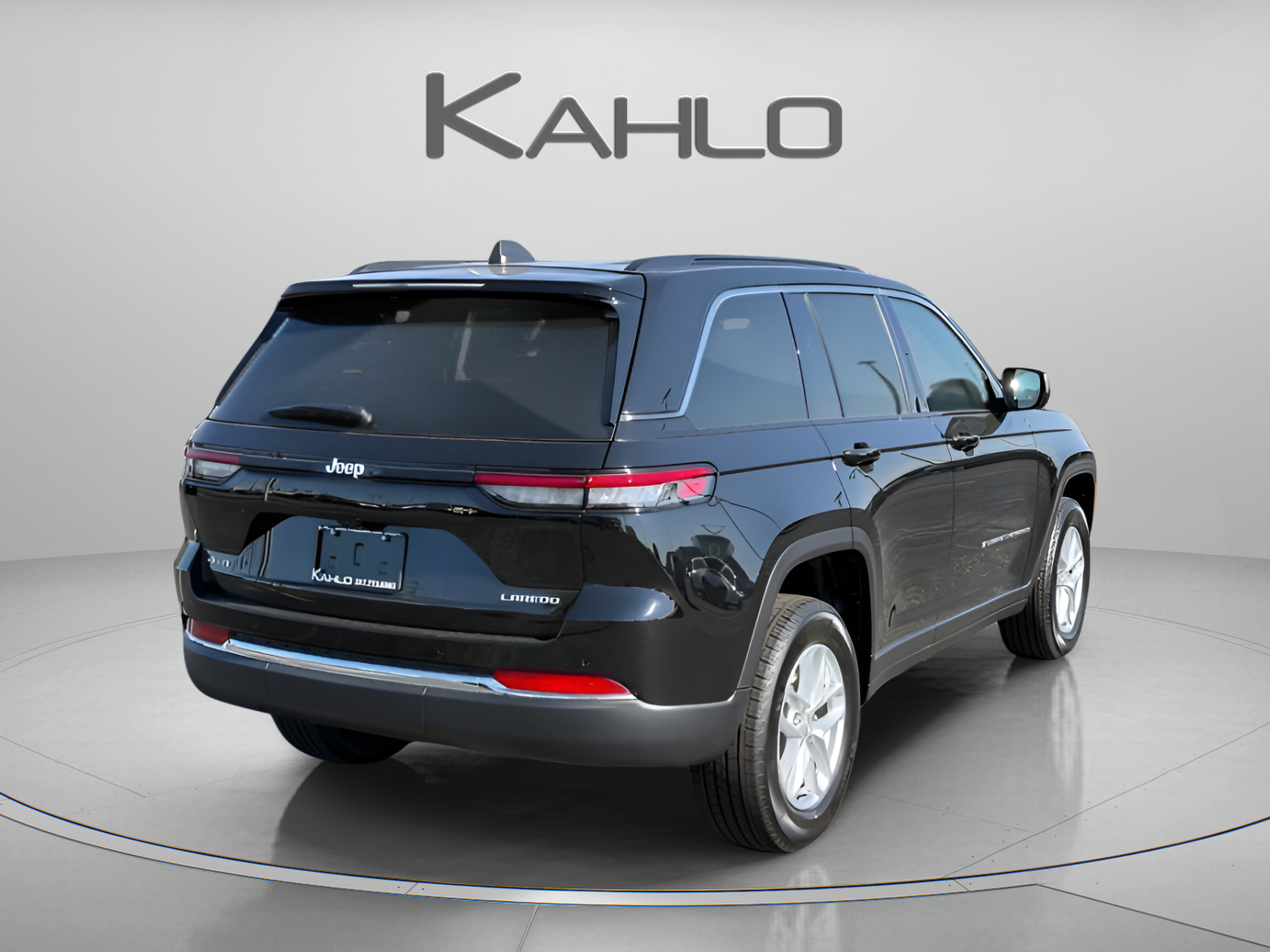New 2026 Jeep Grand Cherokee Laredo AWD/4WD image 4
