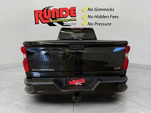 Used 2023 Chevrolet Silverado 2500 LTZ w/ Z71 Chrome Sport Edition AWD/4WD image 8