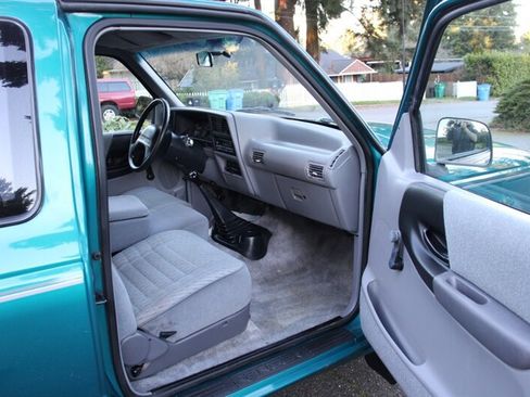 Used 1994 Ford Ranger XLT image 13