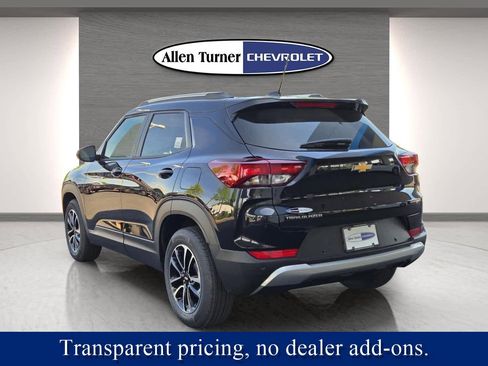 New 2026 Chevrolet TrailBlazer LT w/ Convenience Package FWD image 8
