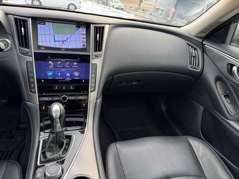 Used 2015 INFINITI Q50 Premium w/ Navigation Package image 24