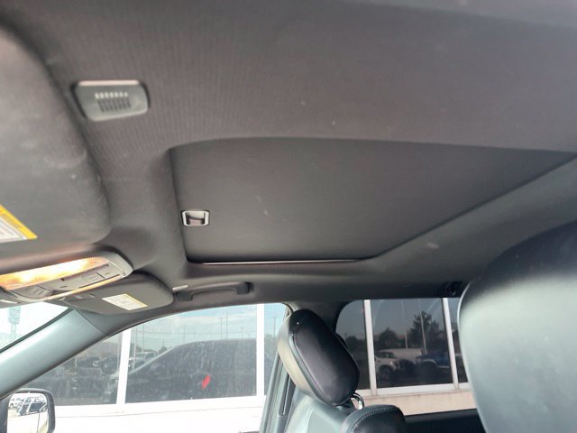 Used 2022 Dodge Durango R/T w/ Blacktop Package AWD/4WD image 11