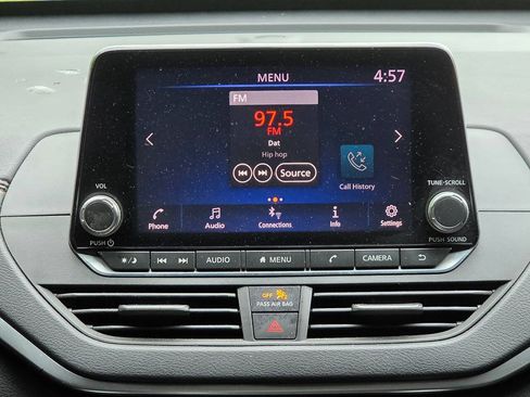 Used 2019 Nissan Altima 2.5 SR FWD image 21