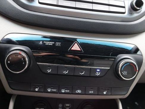 Used 2016 Hyundai Tucson Sport image 20